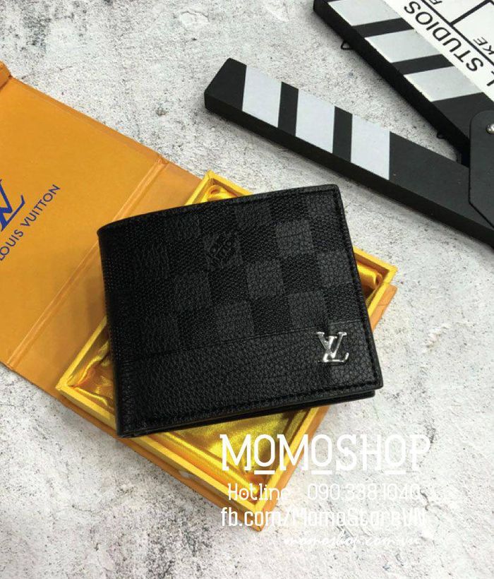 Đặt mua ví nam Louis Vuitton chính hãng tại web Nhật Bản