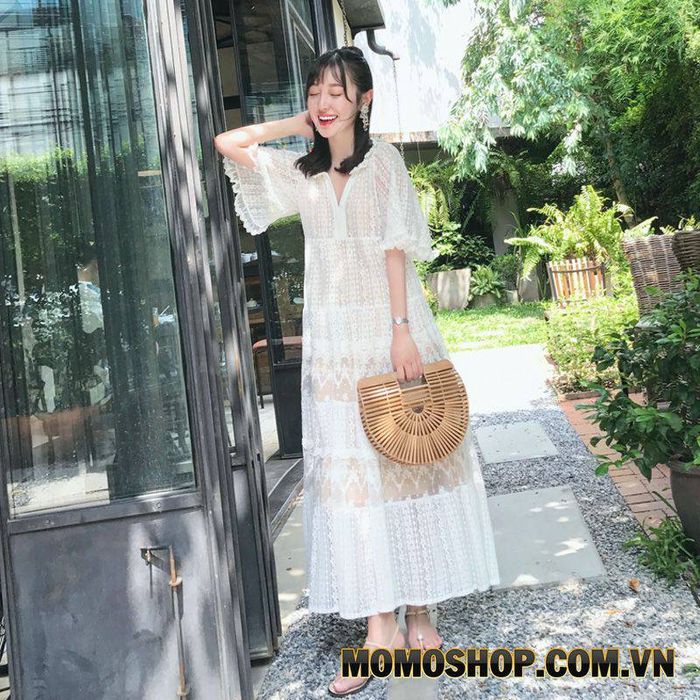 Đầm maxi trắng đi biển hở lưng cổ yếm dáng dài sexy du lịch dạo phố - Đầm,  váy nữ | ThờiTrangNữ.vn