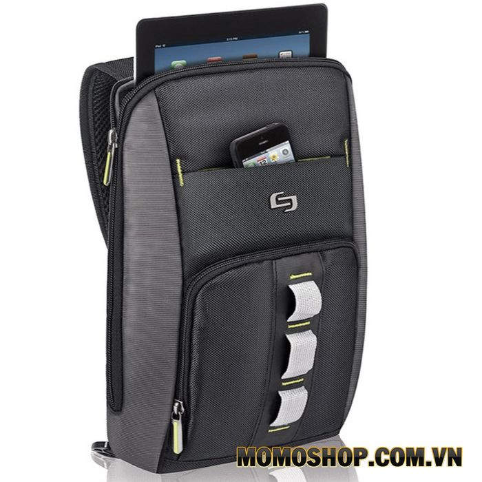 Túi đeo chéo nam Solo Active 10.2 ”- (STM751) - cảm giác thoải mái, tiện lợi và an toàn